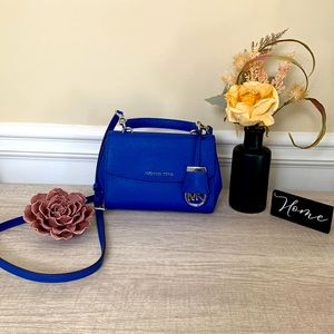 Michael Kors purse never before used!